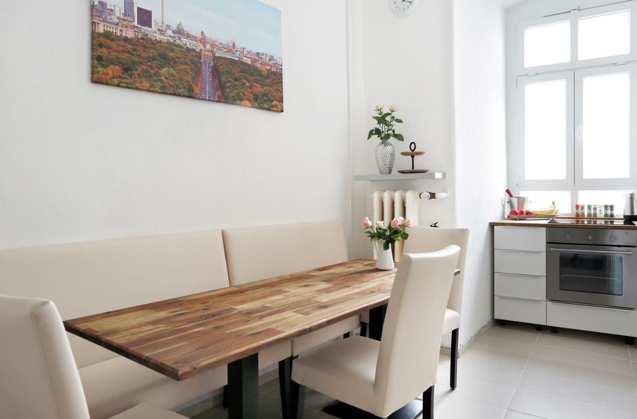 Droy By Rockchair Apartments L Superhost Status L 2 Bedroom Boxspringbeds Next To Center "Kurfuerstendamm" - Cozy Family & Business Flair Welcomes You! เบอร์ลิน ภายนอก รูปภาพ